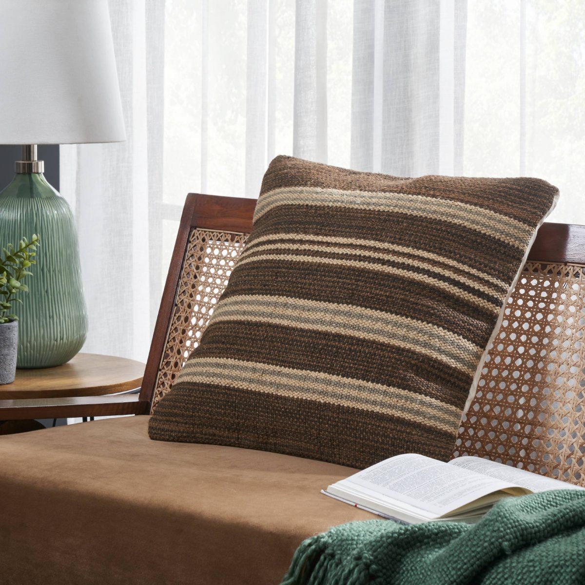 Подушка декоративная CHEVERY Eglo Living 420104 - Фото №33 Подушка декоративная CHEVERY Eglo Living 420104 - Фото №33